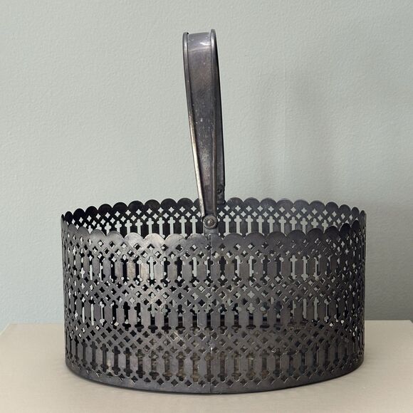 Vtg International Silver Co Handle Basket Ornate Home Decor Art Nouveau Rococo - Picture 2 of 10